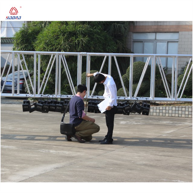 舞臺桁架做承重測試