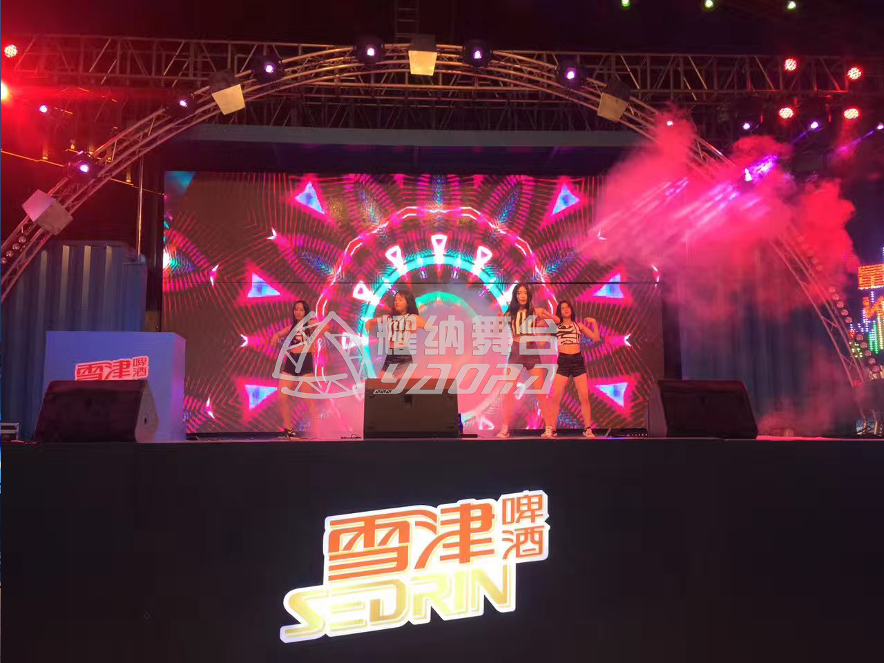 啤酒美食節(jié)舞臺(tái)桁架