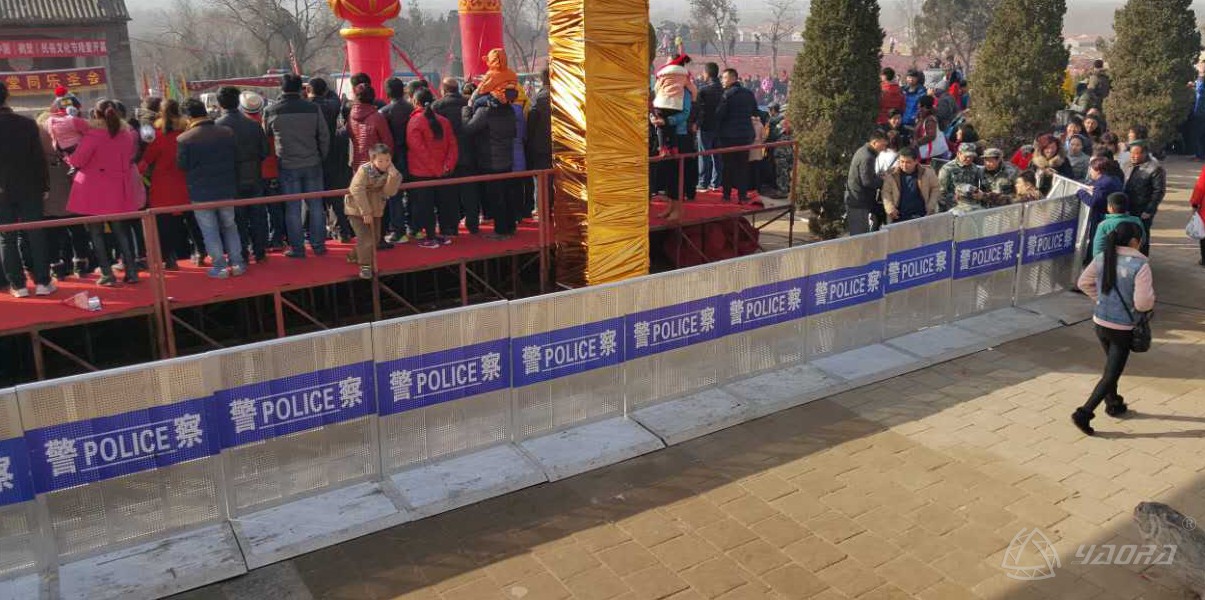 鋁合金防暴欄案例